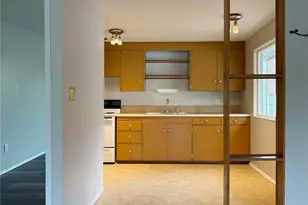 1409 NW 65th St, Seattle, WA 98117 - Photo 7