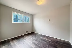 1409 NW 65th St, Seattle, WA 98117 - Photo 13