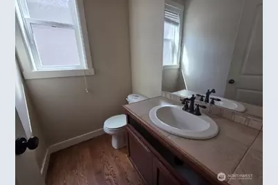 8011 134th Street Ct E, Puyallup, WA 98373 - Photo 3