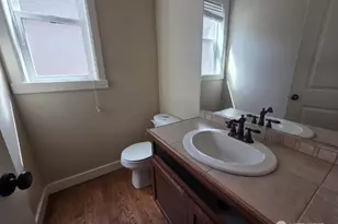 8011 134th St Ct E, Puyallup, WA 98373 - Photo 3
