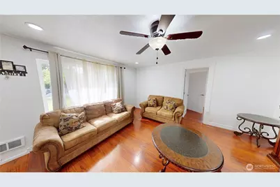 218 S 24th Street S, Mount Vernon, WA 98274 - Photo 5