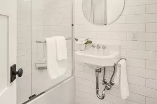2033 E Lake Sammamish Pkwy NE, Sammamish, WA 98074 - Photo 19