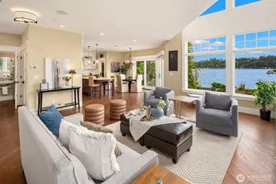 2033 E Lake Sammamish Parkway NE, Sammamish, WA 98074 - Photo 5
