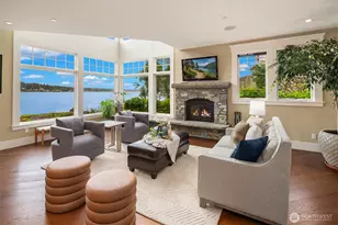 2033 E Lake Sammamish Pkwy NE, Sammamish, WA 98074 - Photo 3