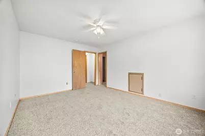 7608 145th Avenue Ct E, Sumner, WA 98390 - Photo 23