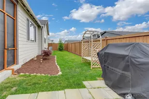 19911 138th Ave E, Graham, WA 98338 - Photo 17