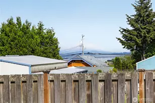 1618 28th St, Anacortes, WA 98221 - Photo 37