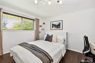 19479 Normandy Park Dr SW, Normandy Park, WA 98166 - Photo 17