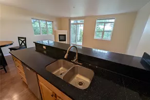 3990 129th Pl SE, Bellevue, WA 98006 - Photo 5