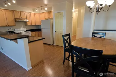 3990 129th Place SE #C106, Bellevue, WA 98006 - Photo 3