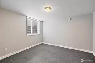 2905 E Olive St, Seattle, WA 98122 - Photo 15