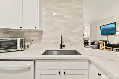 33020 10th Avenue SW #x103, Federal Way, WA 98023 - Photo 3