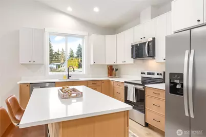 7933 Oregon Trail, Maple Falls, WA 98266 - Photo 11