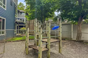 3915 SE 243rd Pl SE, Bothell, WA 98021 - Photo 27