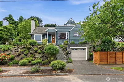 3217 36th Avenue W, Seattle, WA 98199 - Photo 1