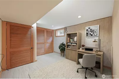 3217 36th Avenue W, Seattle, WA 98199 - Photo 27