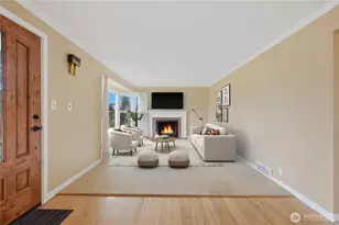 3217 36th Ave W, Seattle, WA 98199 - Photo 3