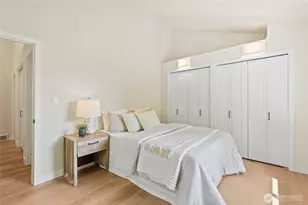 1400 Bellevue Way SE, Bellevue, WA 98004 - Photo 27