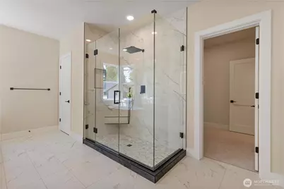 12642 NE 80th Street, Kirkland, WA 98033 - Photo 15