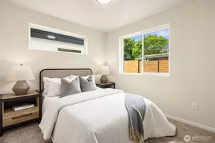 319 NW 87th St, Seattle, WA 98117 - Photo 15
