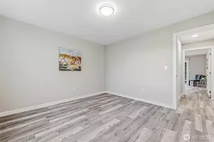 13731 SE 258th Pl, Kent, WA 98042 - Photo 17