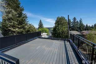 13540 39th Ave NE, Seattle, WA 98125 - Photo 9