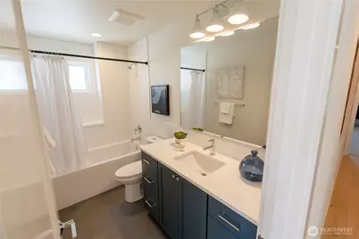 13540 39th Avenue NE #B, Seattle, WA 98125 - Photo 19