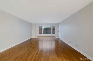 4324 Phinney Ave N, Seattle, WA 98103 - Photo 15