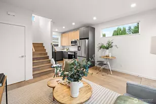 713 B N 70th St, Seattle, WA 98103 - Photo 3