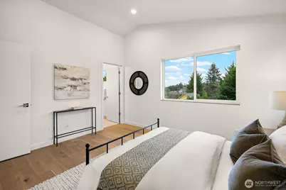 713 B N 70th Street, Seattle, WA 98103 - Photo 13
