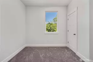 410 Studebaker Spur 1, Castle Rock, WA 98611 - Photo 15