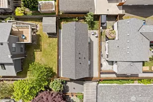 14338 Ashworth Ave N, Seattle, WA 98133 - Photo 37