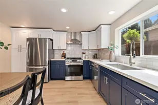 14338 Ashworth Ave N, Seattle, WA 98133 - Photo 9