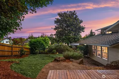 15003 NE 10th Place, Bellevue, WA 98007 - Photo 23
