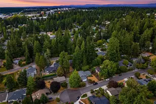 15003 NE 10th Pl, Bellevue, WA 98007 - Photo 29