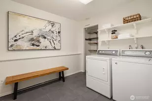 15003 NE 10th Pl, Bellevue, WA 98007 - Photo 21