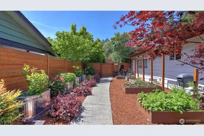 22010 34th Avenue S, SeaTac, WA 98198 - Photo 37