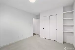 516 N 102nd St, Seattle, WA 98133 - Photo 7