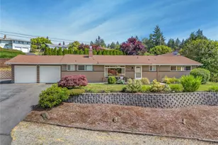 8802 41st St W, University Place, WA 98466 - Photo 1