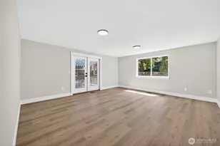 15015 111th Ave Ct E, Puyallup, WA 98374 - Photo 13