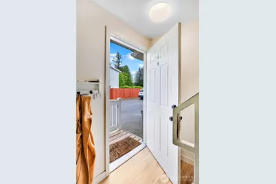 7511 59th Drive NE, Marysville, WA 98270 - Photo 5