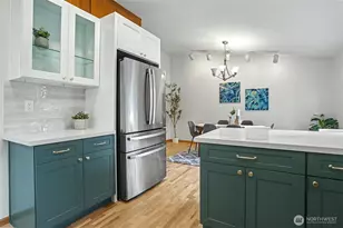 3836 NE 96th St, Seattle, WA 98115 - Photo 11