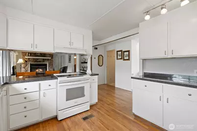 2500 Alder Street #28, Milton, WA 98354 - Photo 9