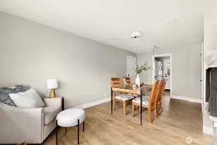 1402 N 136th St, Seattle, WA 98133 - Photo 9