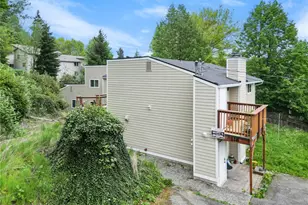 218 10th St, Snohomish, WA 98290 - Photo 3