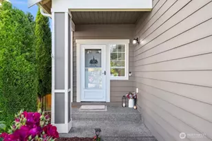 4915 NE 5th St, Renton, WA 98059 - Photo 3