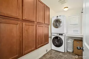 4915 NE 5th St, Renton, WA 98059 - Photo 27