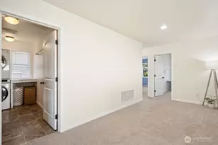 4915 NE 5th St, Renton, WA 98059 - Photo 31