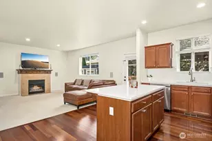 4915 NE 5th St, Renton, WA 98059 - Photo 15
