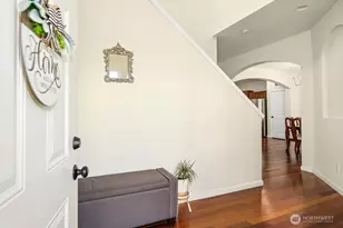4915 NE 5th St, Renton, WA 98059 - Photo 5